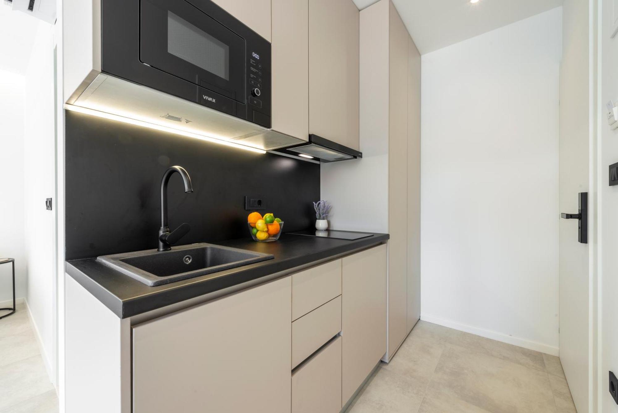 La Porta 2, Seaview Apartment In The Center 챠브타트 외부 사진